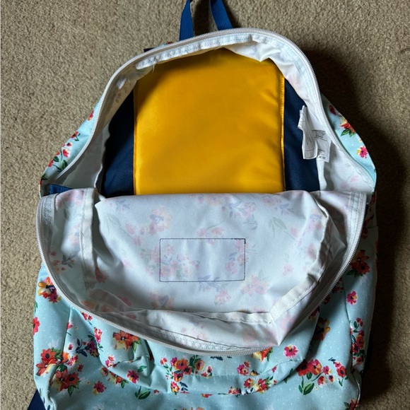Jansport Floral Backpack - Picture 3 of 3